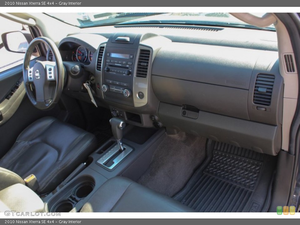 Gray Interior Dashboard for the 2010 Nissan Xterra SE 4x4 #77192252
