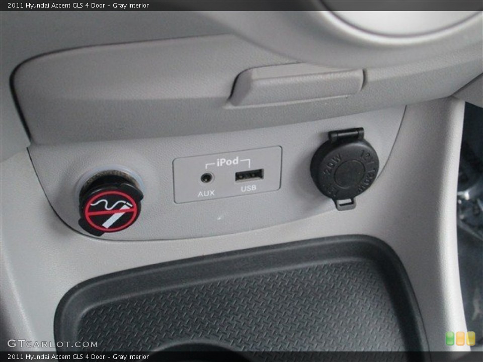 Gray Interior Controls for the 2011 Hyundai Accent GLS 4 Door #77193891