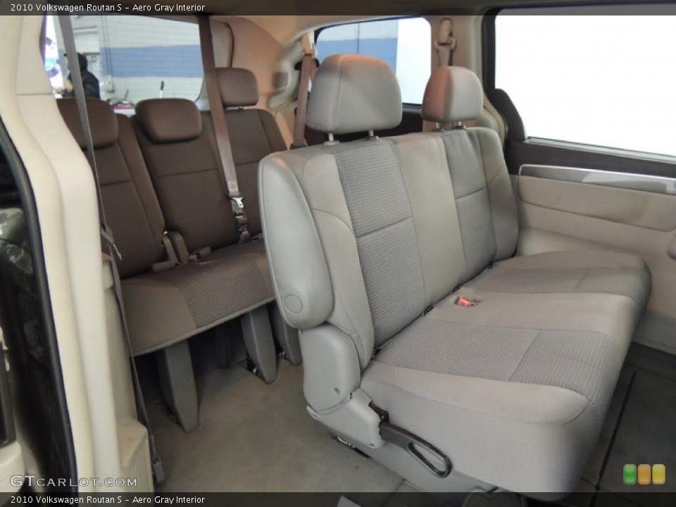 Aero Gray Interior Rear Seat for the 2010 Volkswagen Routan S #77202205