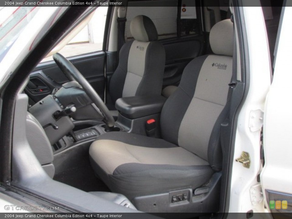 Taupe Interior Photo for the 2004 Jeep Grand Cherokee Columbia Edition 4x4 #77203801