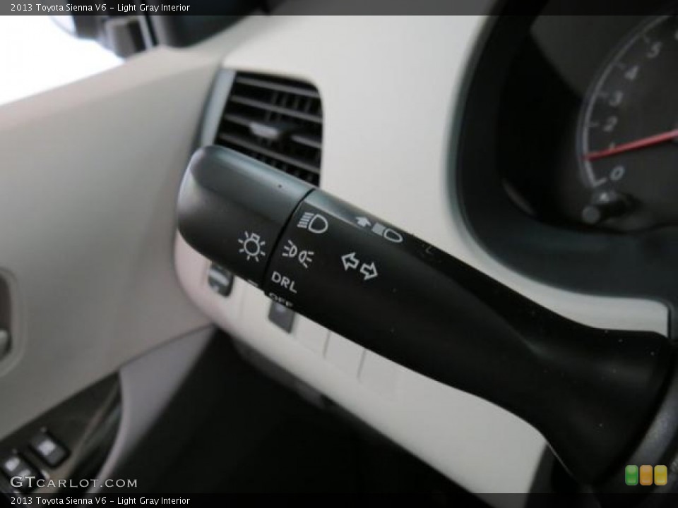 Light Gray Interior Controls for the 2013 Toyota Sienna V6 #77205338