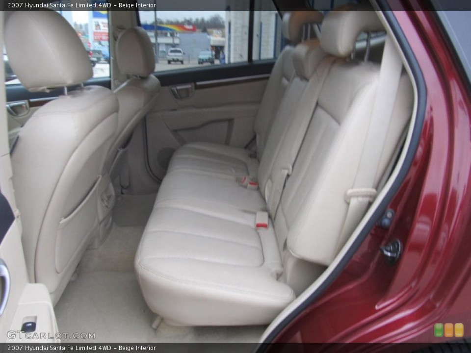 Beige Interior Rear Seat for the 2007 Hyundai Santa Fe Limited 4WD #77209318