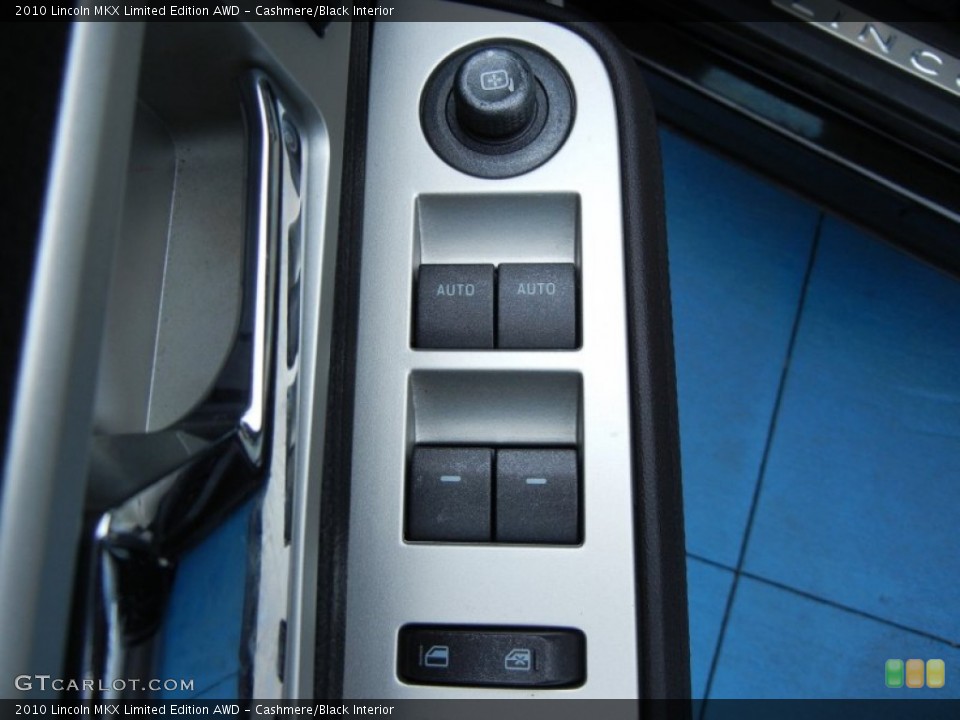 Cashmere/Black Interior Controls for the 2010 Lincoln MKX Limited Edition AWD #77212184
