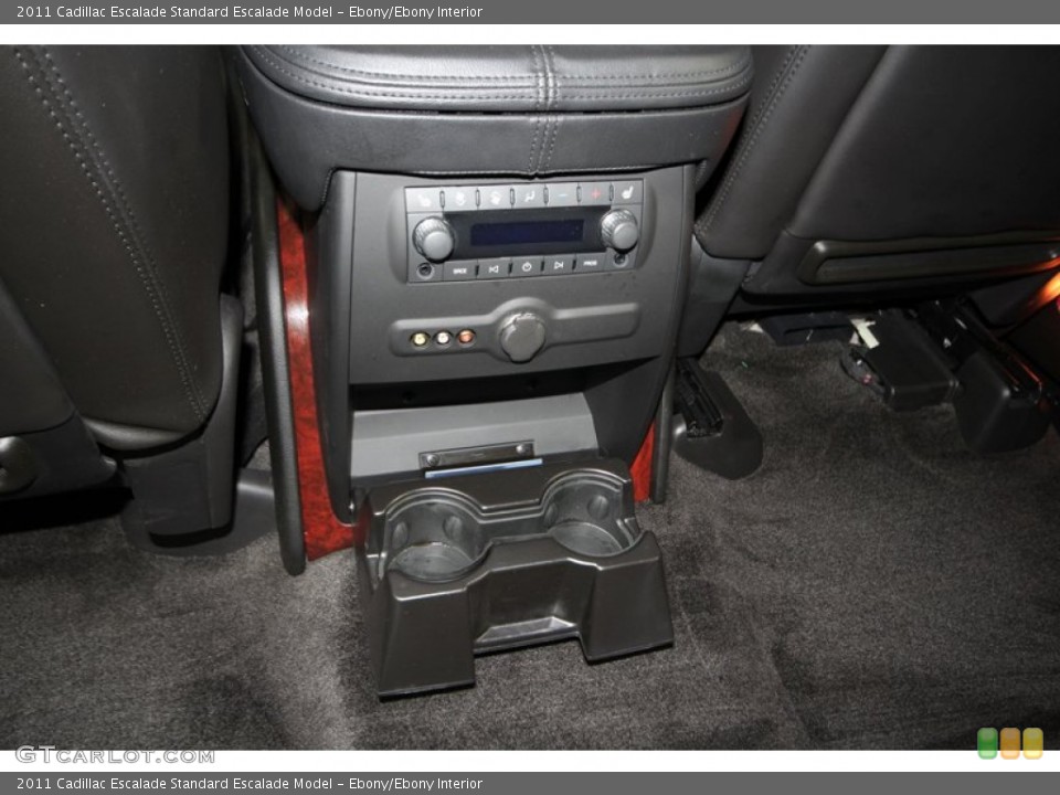 Ebony/Ebony Interior Controls for the 2011 Cadillac Escalade  #77212187