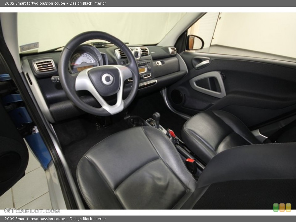 Design Black Interior Photo for the 2009 Smart fortwo passion coupe #77216585