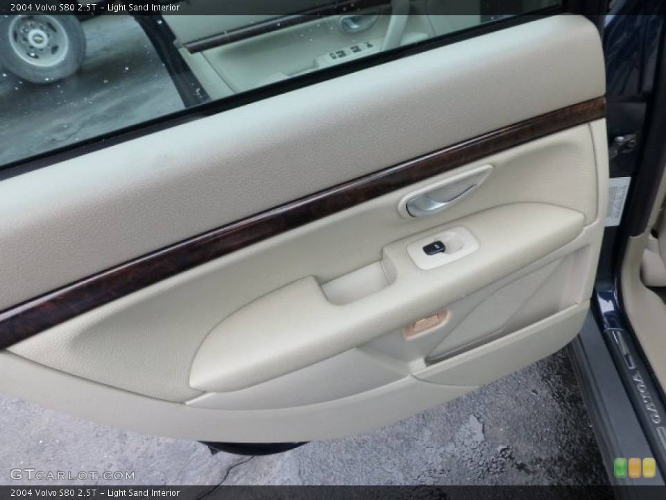 Light Sand Interior Door Panel for the 2004 Volvo S80 2.5T #77221238