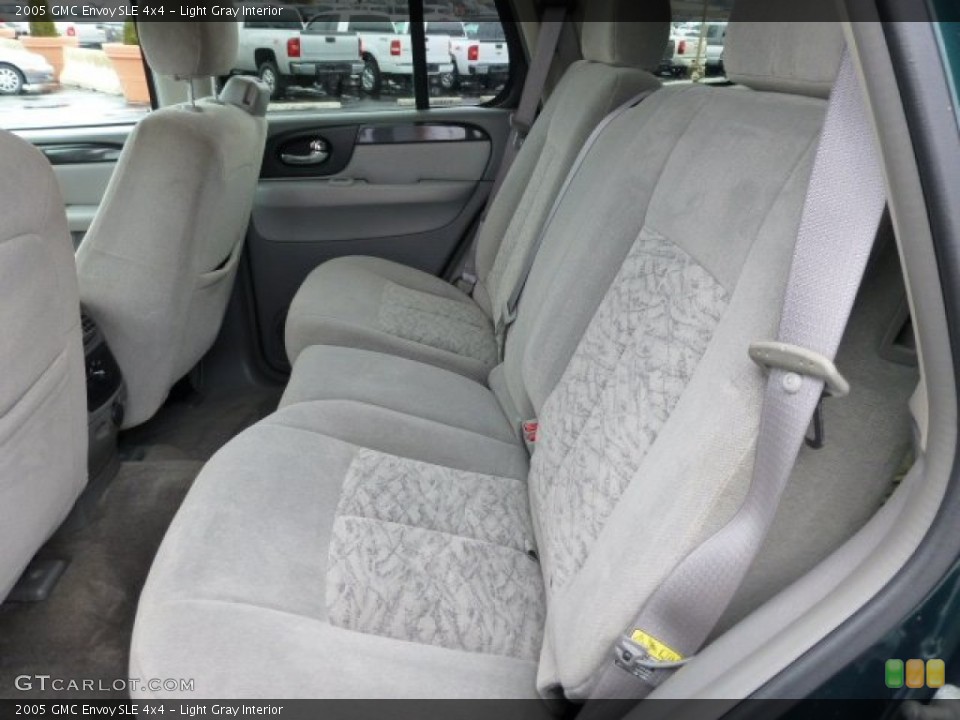 Light Gray Interior Rear Seat for the 2005 GMC Envoy SLE 4x4 #77223248