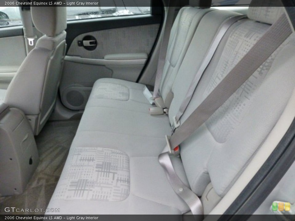 Light Gray Interior Rear Seat for the 2006 Chevrolet Equinox LS AWD #77223986