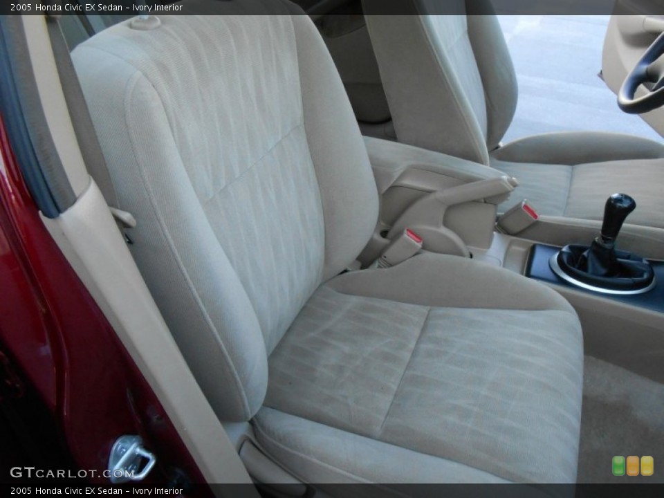 Ivory Interior Front Seat for the 2005 Honda Civic EX Sedan #77245064