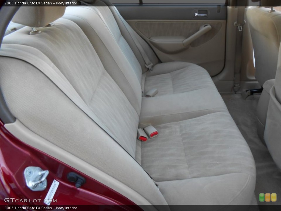 Ivory Interior Rear Seat for the 2005 Honda Civic EX Sedan #77245109