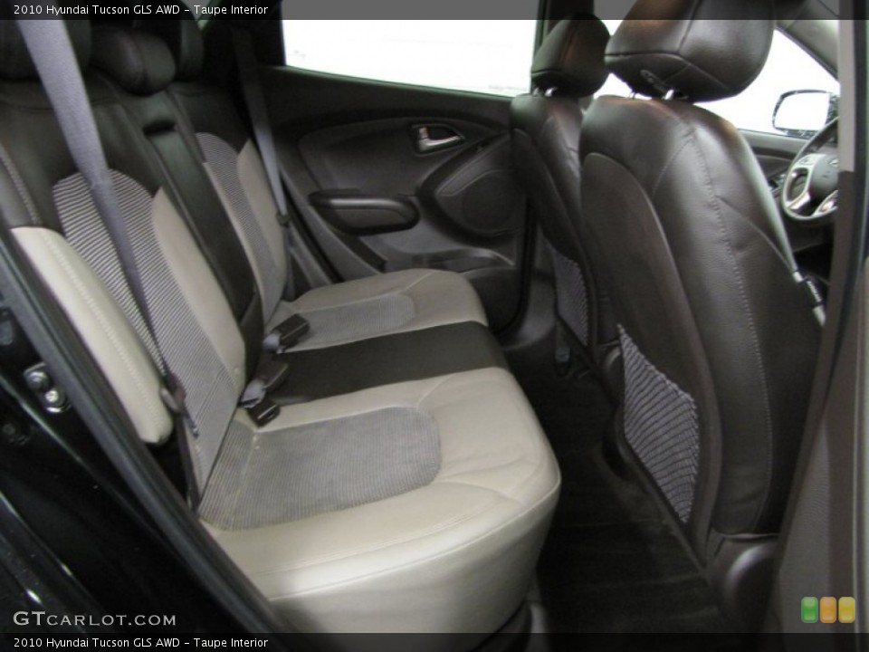 Taupe Interior Rear Seat for the 2010 Hyundai Tucson GLS AWD #77249855