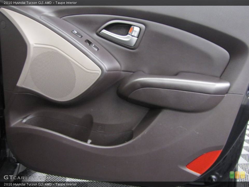Taupe Interior Door Panel for the 2010 Hyundai Tucson GLS AWD #77249987