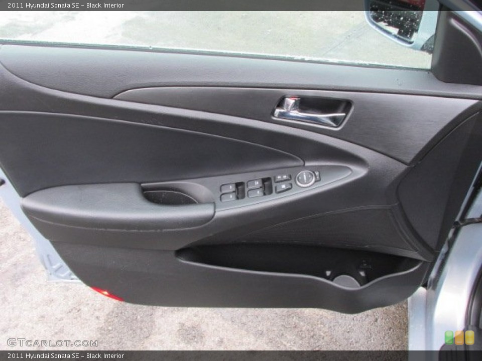 Black Interior Door Panel for the 2011 Hyundai Sonata SE #77257205
