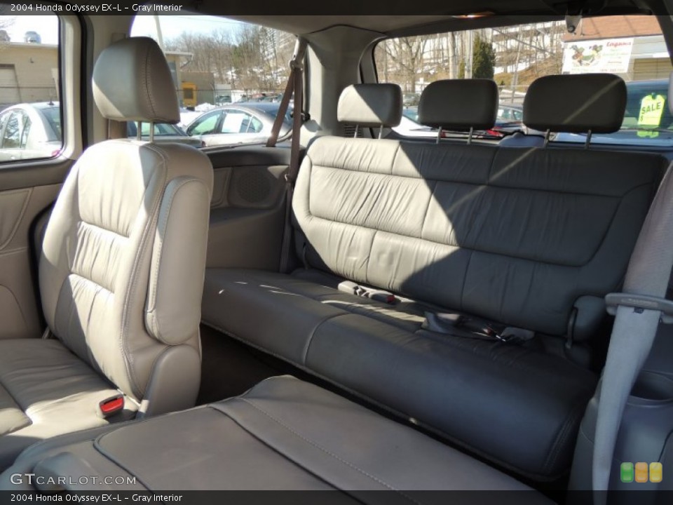 Gray Interior Rear Seat for the 2004 Honda Odyssey EX-L #77258717