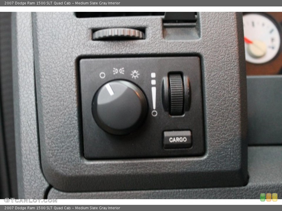 Medium Slate Gray Interior Controls for the 2007 Dodge Ram 1500 SLT Quad Cab #77259632