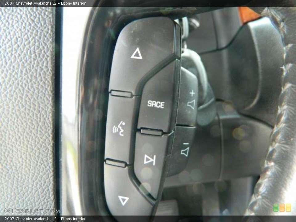 Ebony Interior Controls for the 2007 Chevrolet Avalanche LS #77260556