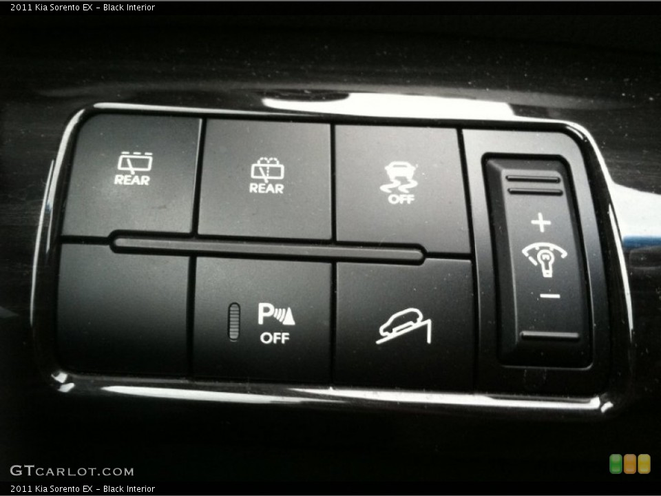 Black Interior Controls for the 2011 Kia Sorento EX #77263049