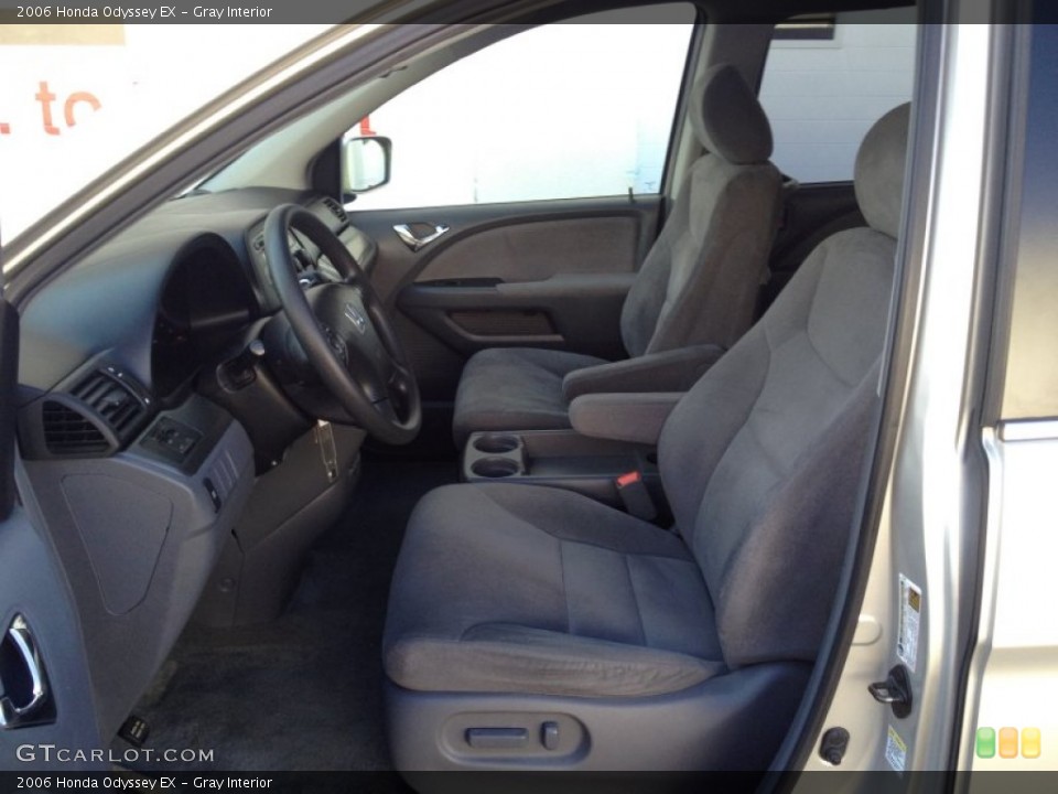 Gray Interior Photo for the 2006 Honda Odyssey EX #77267837