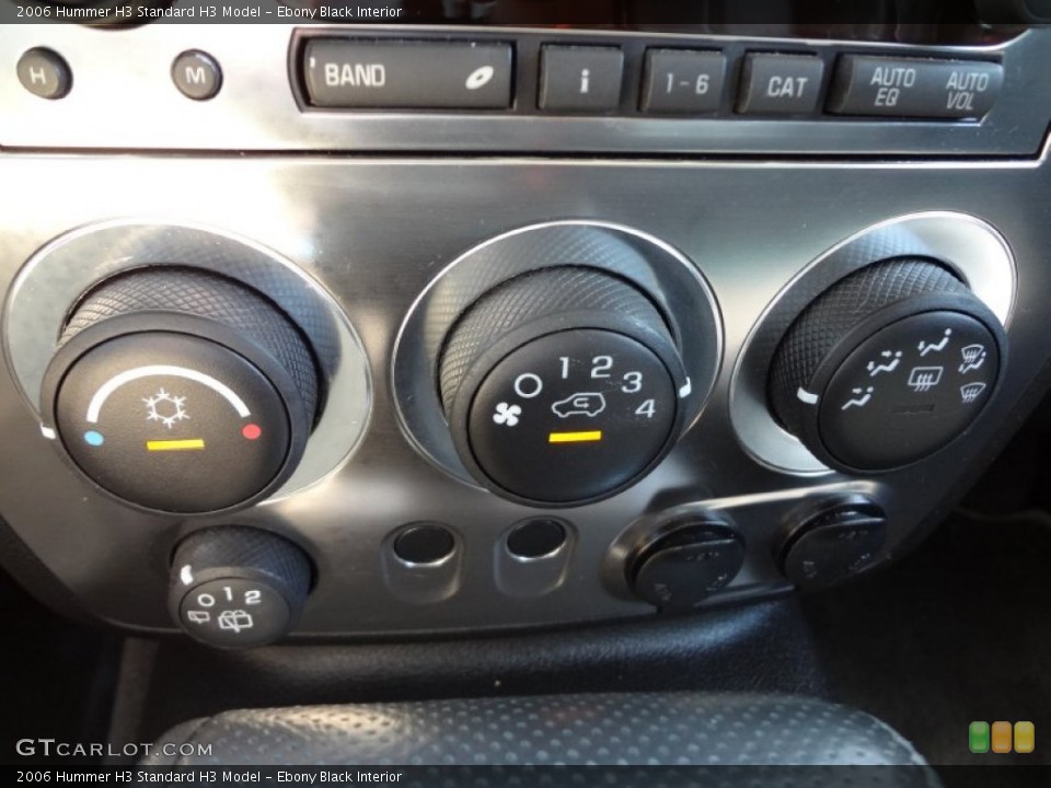 Ebony Black Interior Controls for the 2006 Hummer H3  #77268683