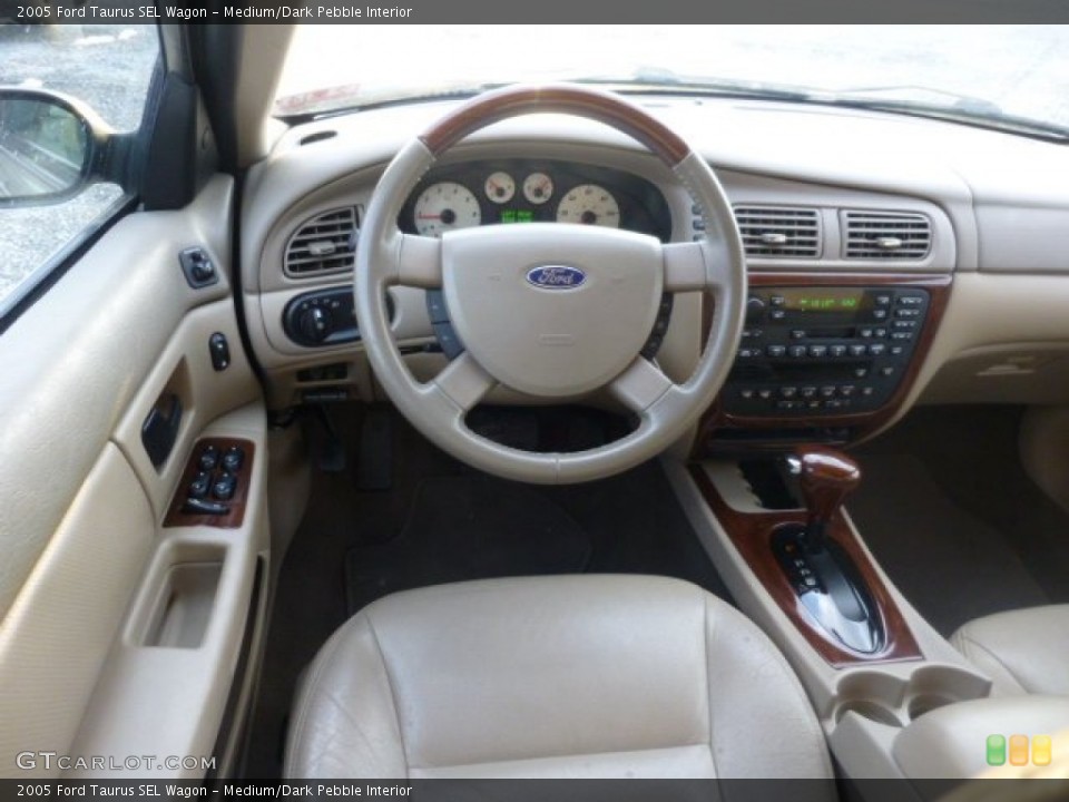 Medium/Dark Pebble Interior Dashboard for the 2005 Ford Taurus SEL Wagon #77275025