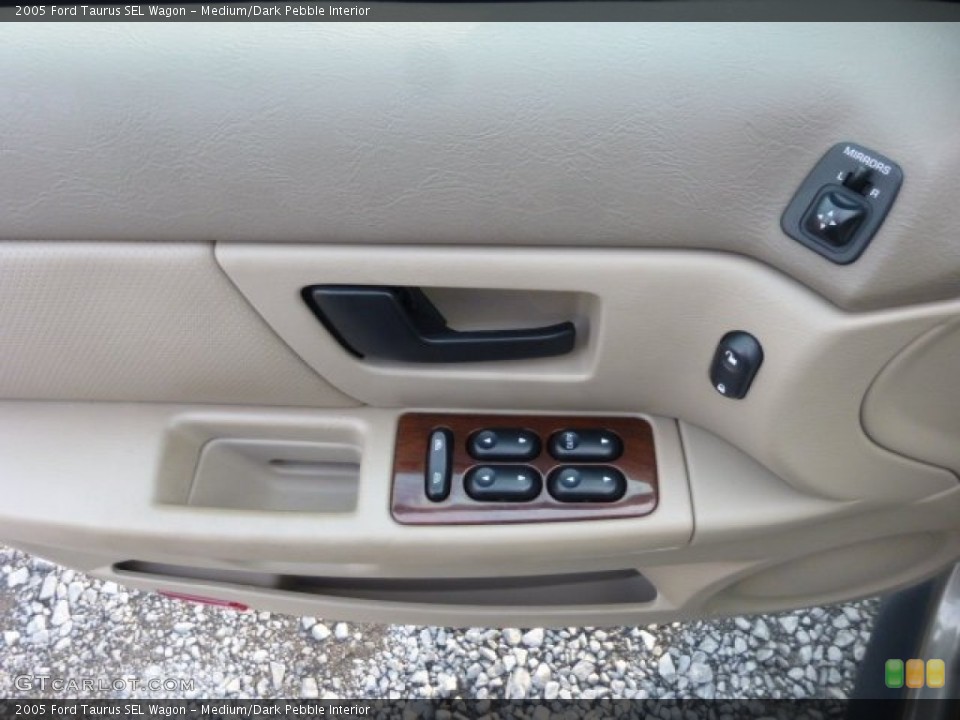 Medium/Dark Pebble Interior Door Panel for the 2005 Ford Taurus SEL Wagon #77275056