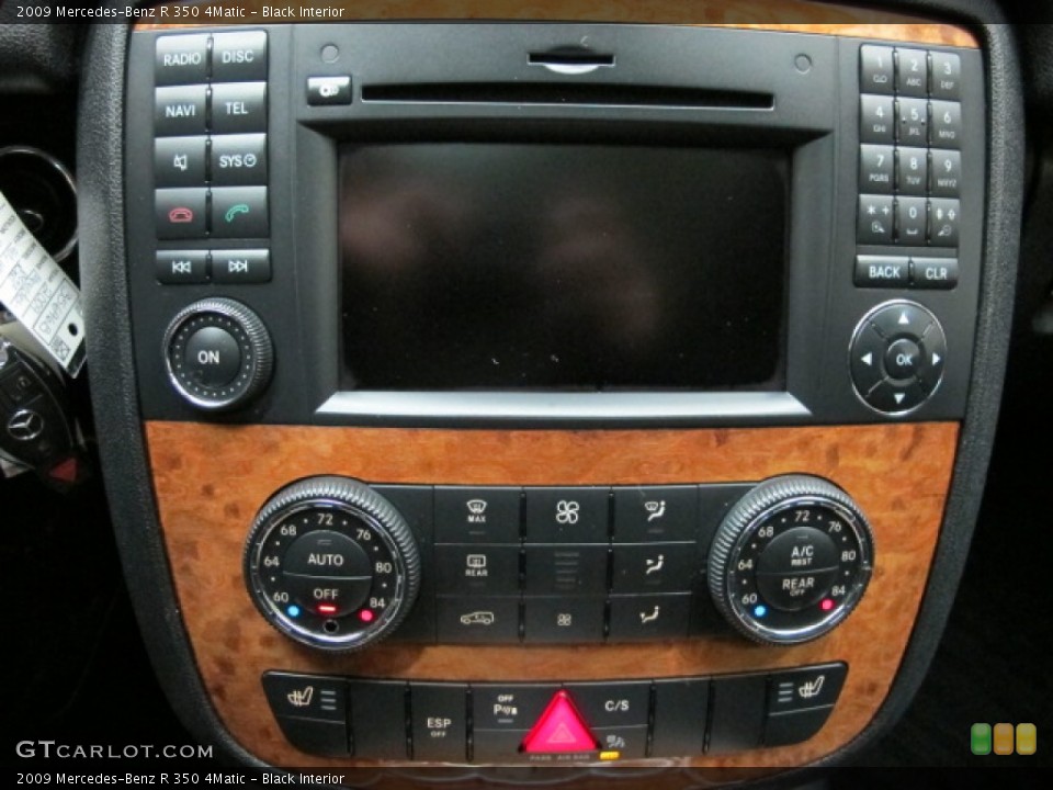 Black Interior Controls for the 2009 Mercedes-Benz R 350 4Matic #77275943