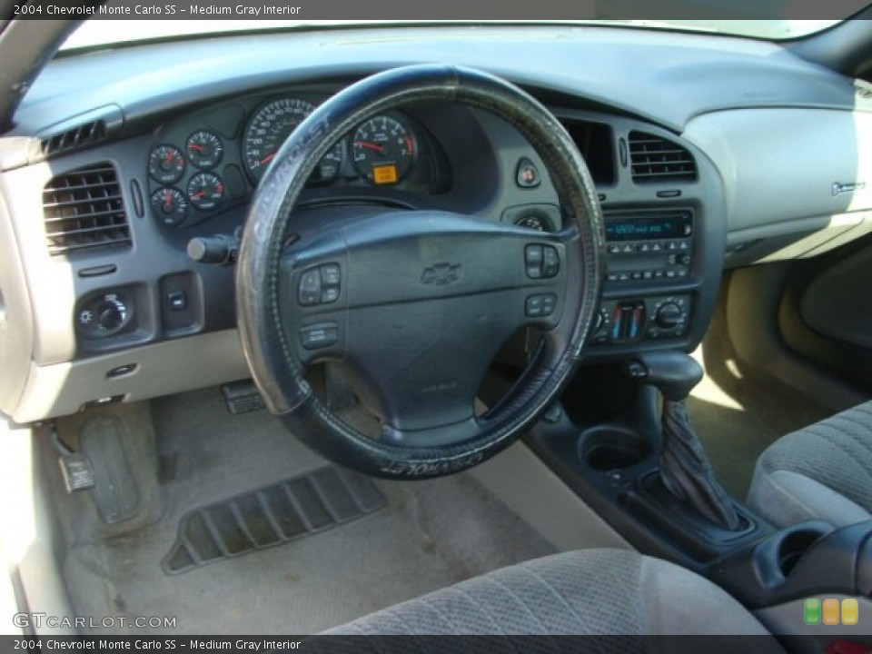 Medium Gray 2004 Chevrolet Monte Carlo Interiors