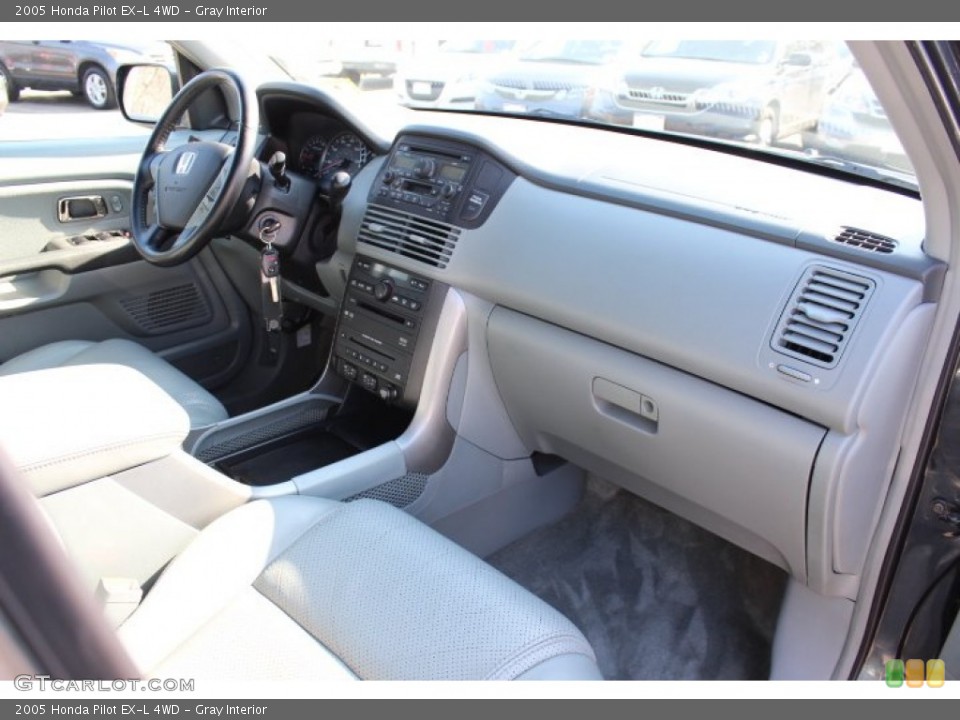 Gray Interior Dashboard for the 2005 Honda Pilot EX-L 4WD #77281028