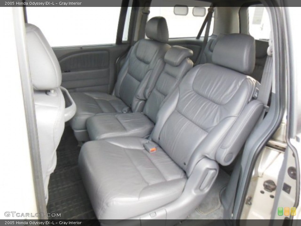 Gray Interior Rear Seat for the 2005 Honda Odyssey EX-L #77285138