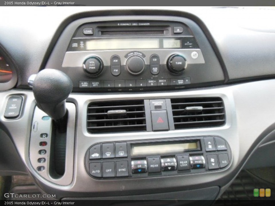 Gray Interior Controls for the 2005 Honda Odyssey EX-L #77285258