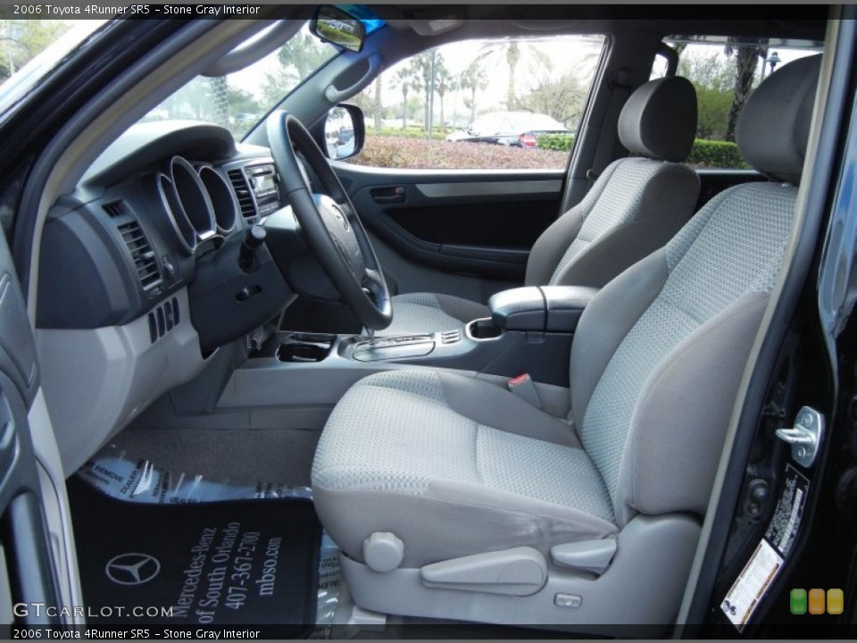 Stone Gray Interior Photo for the 2006 Toyota 4Runner SR5 #77286298