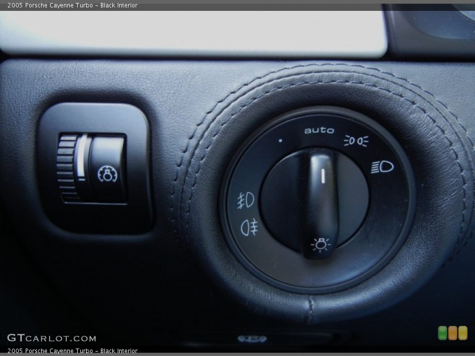 Black Interior Controls for the 2005 Porsche Cayenne Turbo #77287381