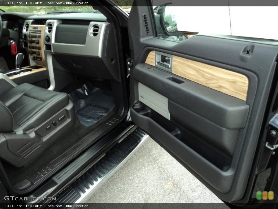 Black Interior Door Panel for the 2011 Ford F150 Lariat SuperCrew #77287465