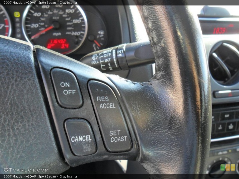 Gray Interior Controls for the 2007 Mazda MAZDA6 i Sport Sedan #77288018