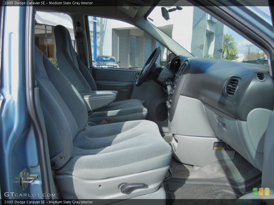 Medium Slate Gray Interior Photo for the 2005 Dodge Caravan SE #77289169
