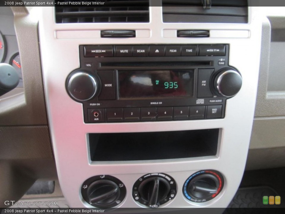 Pastel Pebble Beige Interior Controls for the 2008 Jeep Patriot Sport 4x4 #77290518