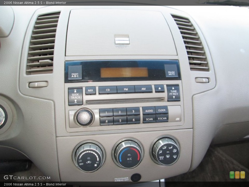 Blond Interior Controls for the 2006 Nissan Altima 2.5 S #77291082