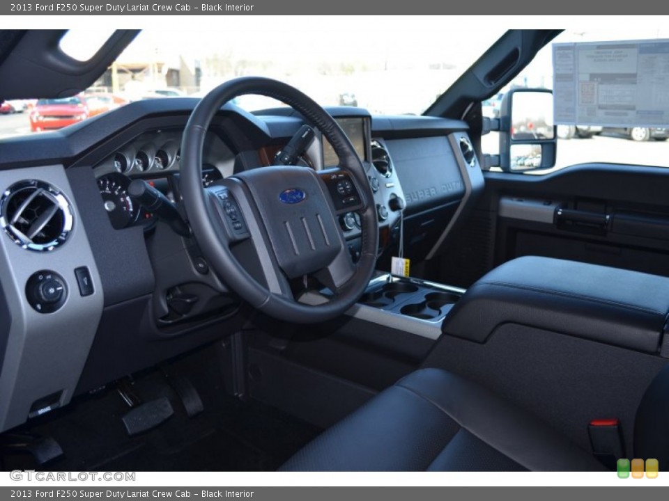 Black Interior Dashboard for the 2013 Ford F250 Super Duty Lariat Crew Cab #77303371