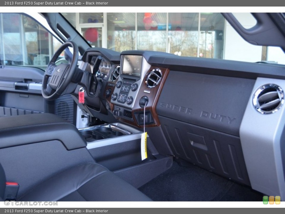 Black Interior Dashboard for the 2013 Ford F250 Super Duty Lariat Crew Cab #77303469