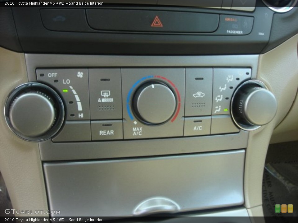 Sand Beige Interior Controls for the 2010 Toyota Highlander V6 4WD #77304441