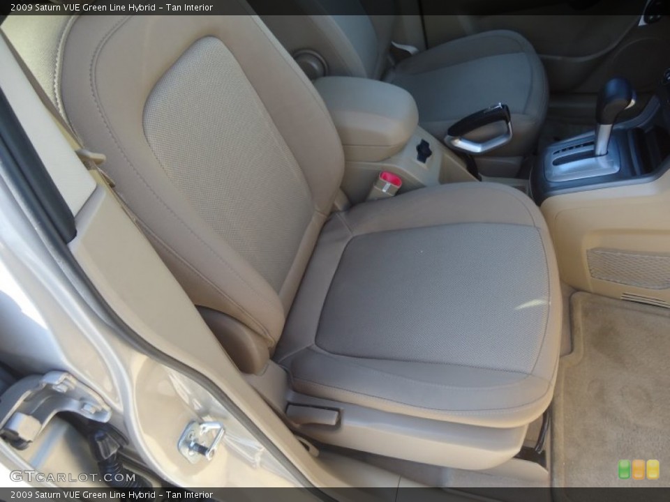 Tan Interior Front Seat for the 2009 Saturn VUE Green Line Hybrid #77308444