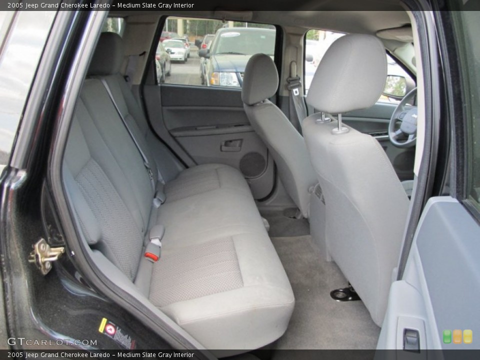Medium Slate Gray Interior Rear Seat for the 2005 Jeep Grand Cherokee Laredo #77316030