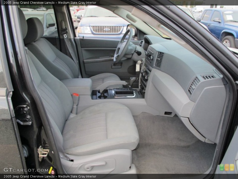 Medium Slate Gray Interior Front Seat for the 2005 Jeep Grand Cherokee Laredo #77316048