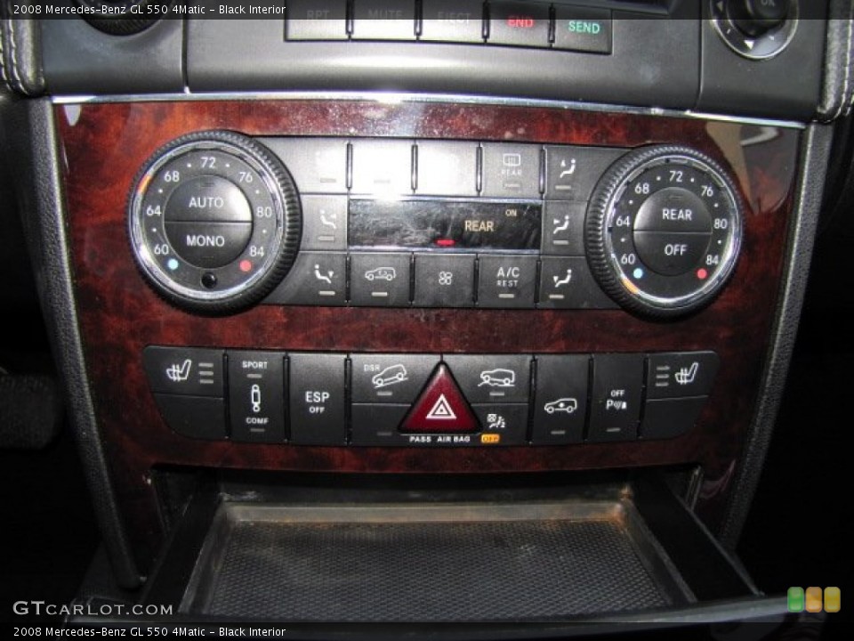 Black Interior Controls for the 2008 Mercedes-Benz GL 550 4Matic #77326973