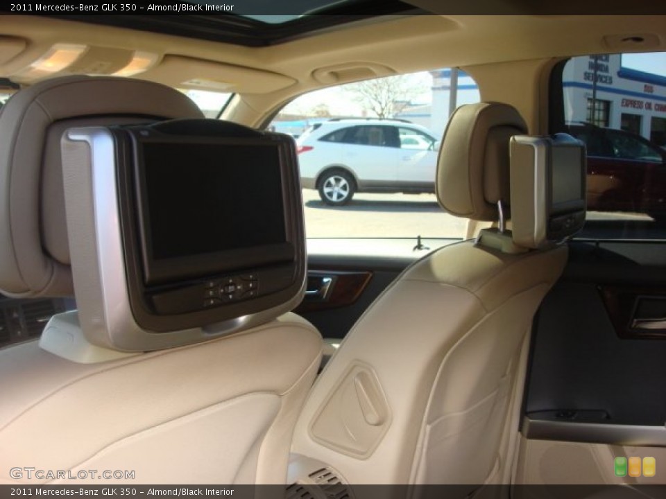 Almond/Black Interior Entertainment System for the 2011 Mercedes-Benz GLK 350 #77334759