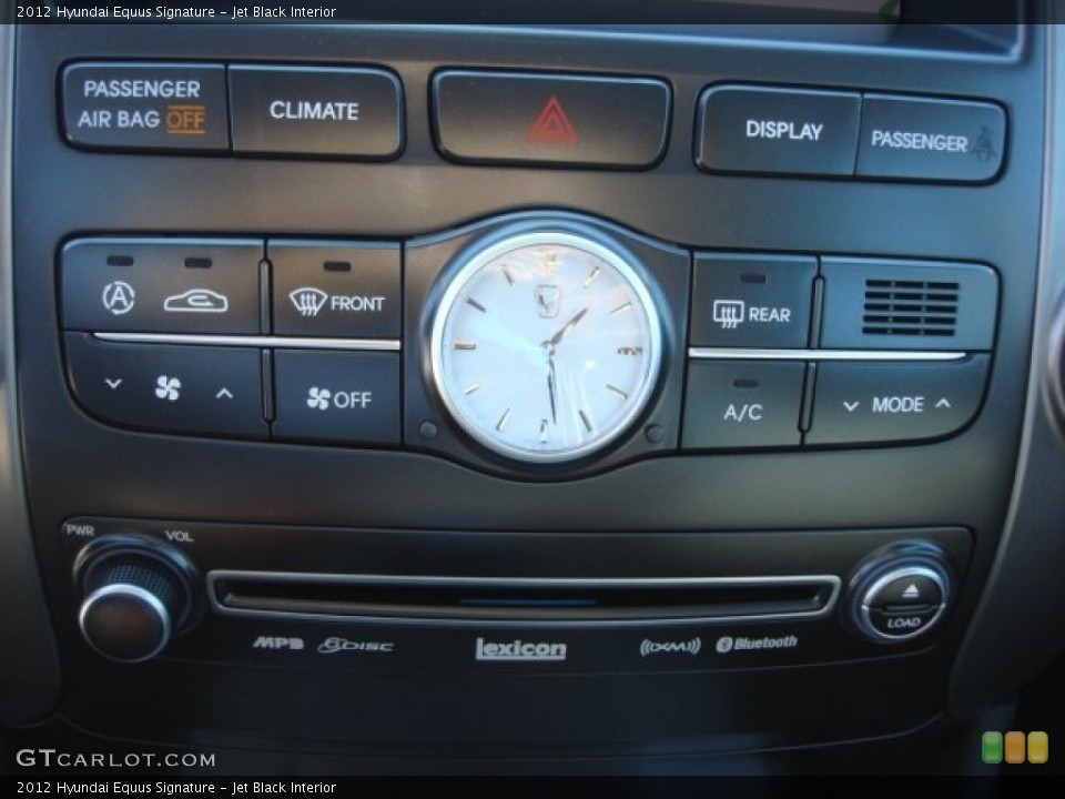 Jet Black Interior Controls for the 2012 Hyundai Equus Signature #77335758