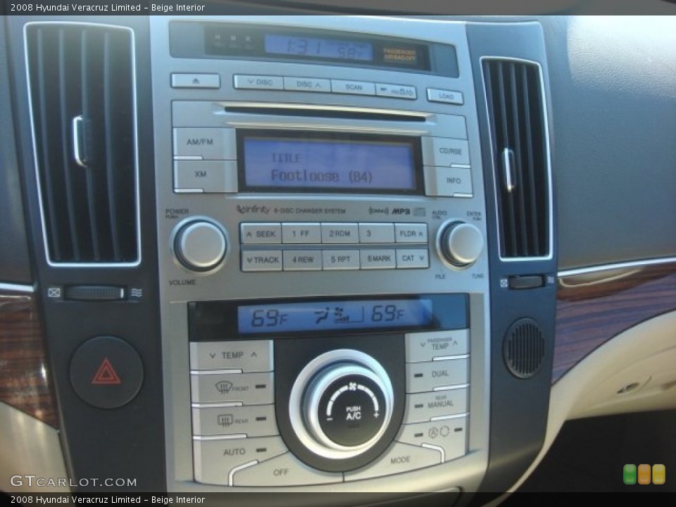 Beige Interior Controls for the 2008 Hyundai Veracruz Limited #77337443