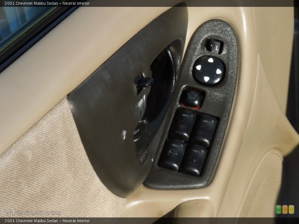 Neutral Interior Controls for the 2001 Chevrolet Malibu Sedan #77342226