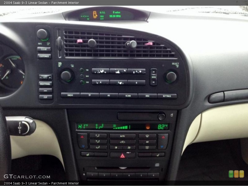 Parchment Interior Controls for the 2004 Saab 9-3 Linear Sedan #77347767