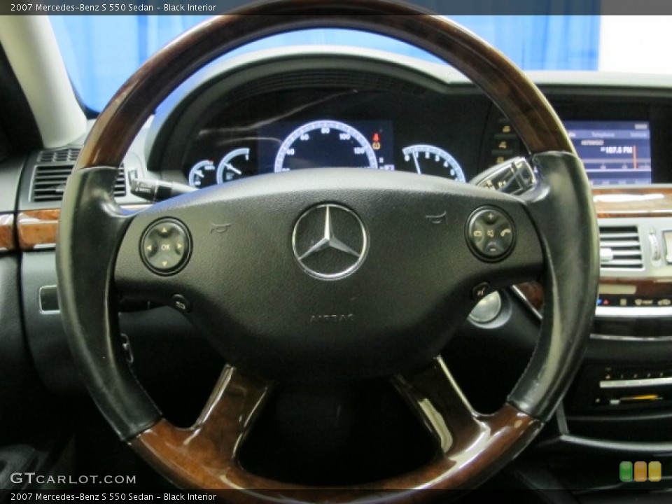 Black Interior Steering Wheel for the 2007 Mercedes-Benz S 550 Sedan #77353215